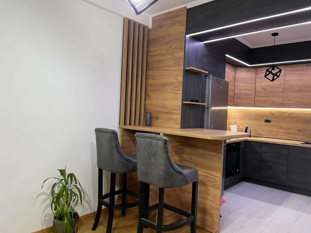 Stan Na Dan Viktor-Lukavica Appartement SJJ Buitenkant foto