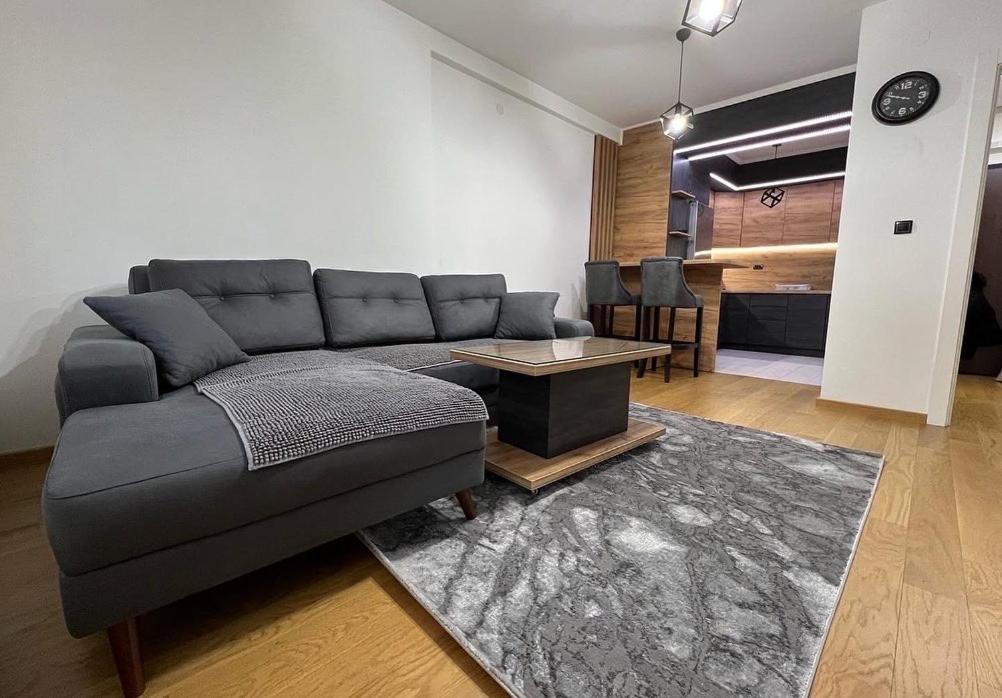 Stan Na Dan Viktor-Lukavica Appartement SJJ Buitenkant foto