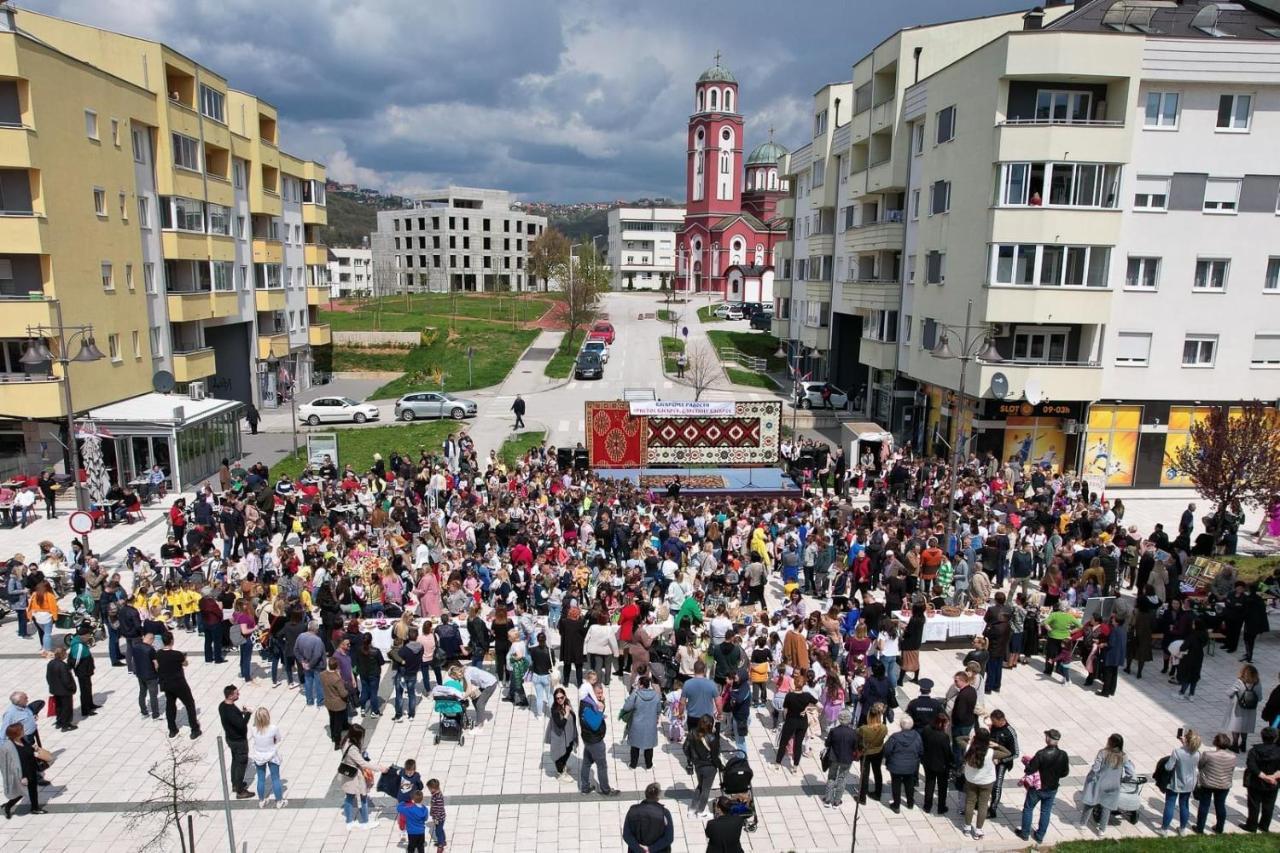 Stan Na Dan Viktor-Lukavica Appartement SJJ Buitenkant foto