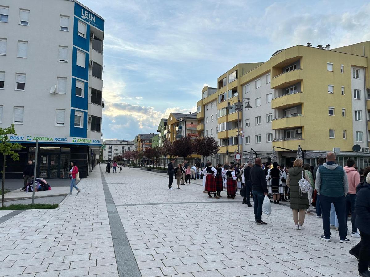 Stan Na Dan Viktor-Lukavica Appartement SJJ Buitenkant foto