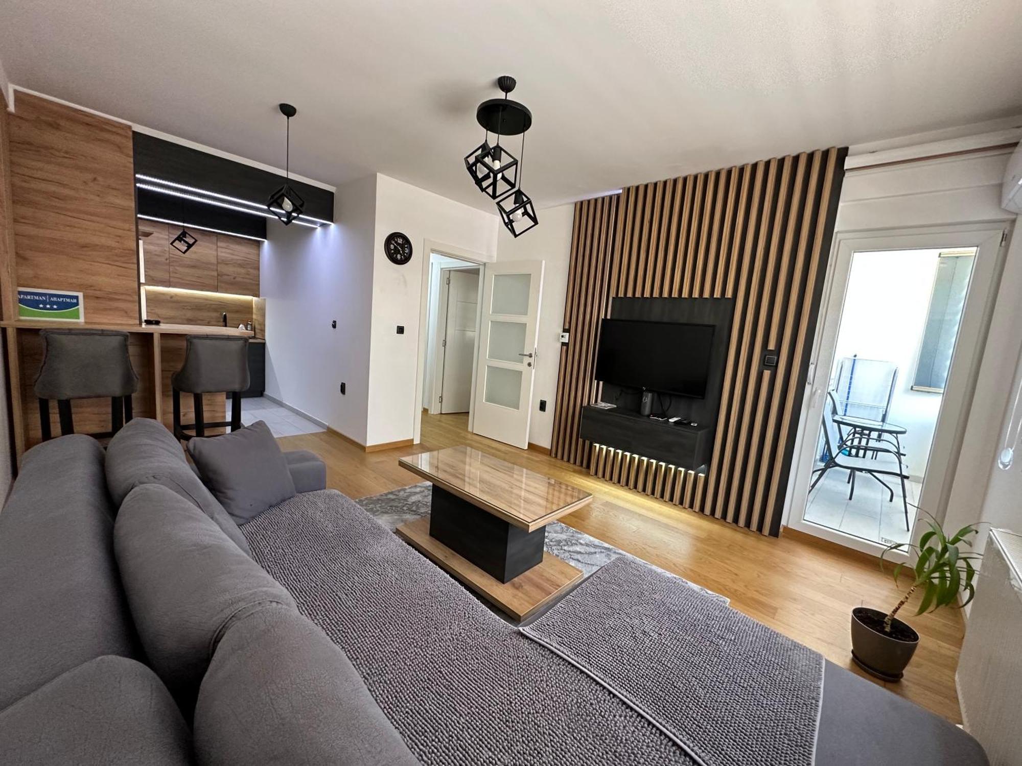 Stan Na Dan Viktor-Lukavica Appartement SJJ Buitenkant foto